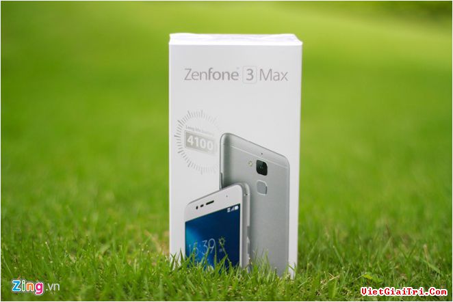 Max là model rẻ nhất trong bộ sản phẩm Zenfone 3 mà Asus trình làng trong năm nay. Máy mới lên kệ với giá 4,5 triệu đồng.