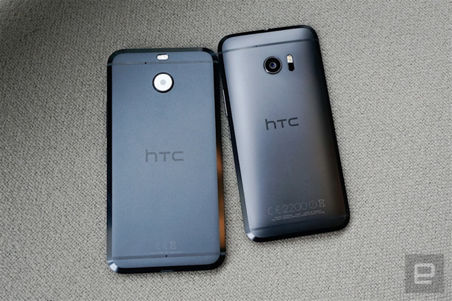So với HTC 10, bản Evo có thiết kế mặt lưng phẳng hơn, màn hình lớn hơn và cấu hình không cao cấp bằng. Ảnh: Engadget.